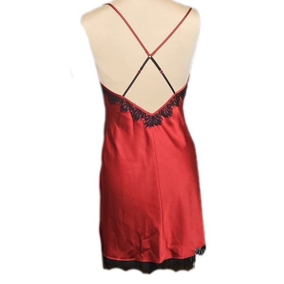 2 Piece Raunchy, Sexy Red Robe & Chemise Set - Picture 4 of 12